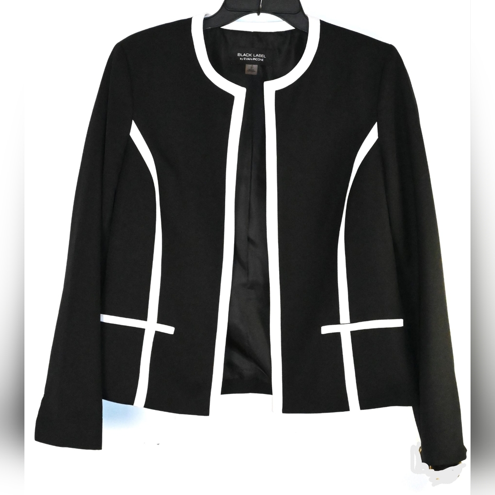 Black Label By Evan Picone of Kasper Group LLC, New York Black & White Blazer 8 - Picture 5 of 16